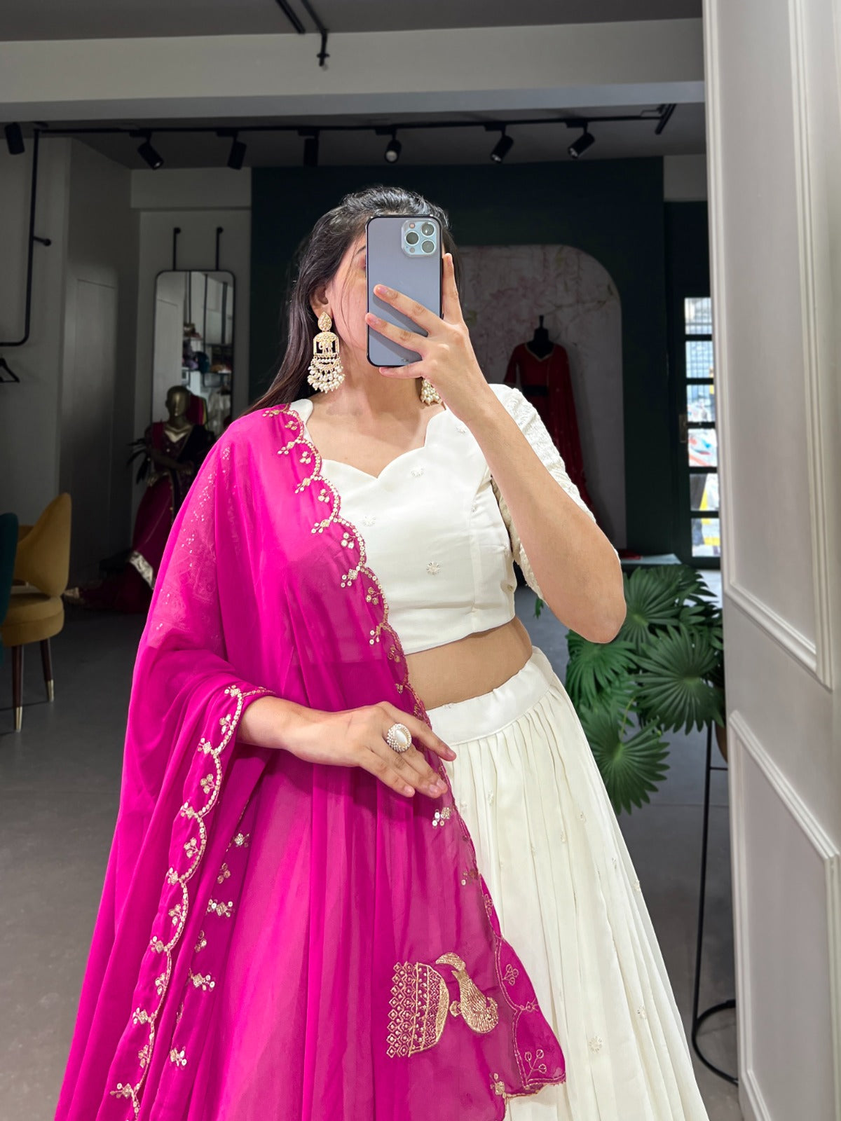 Lucknowi Lehenga Choli  with Pink  Duppta