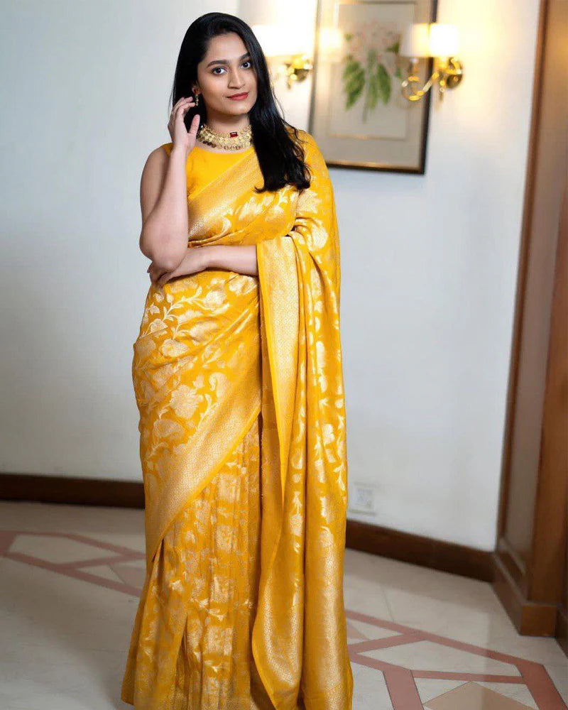 Beautiful Wedding Wear Soft Silk Saree