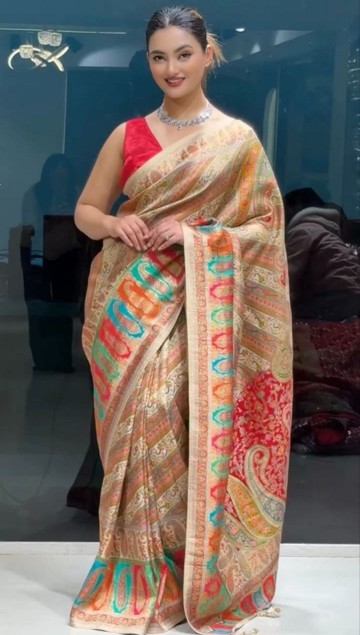 Cream Color Tussar Chex Saree