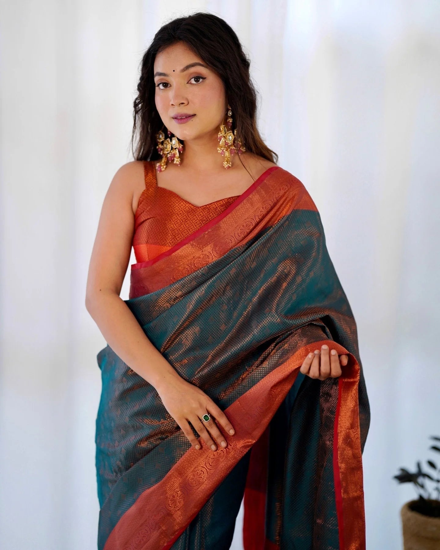 Pure Banarasi Silk Saree Weaved With Copper Zari